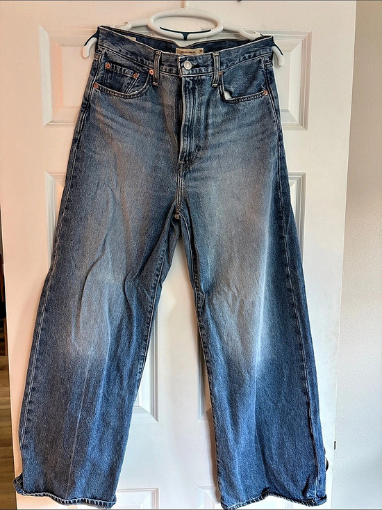 Levi's Denim - Levi’s Ribcage Wide Leg Blue Waist 30 x 30 Like New